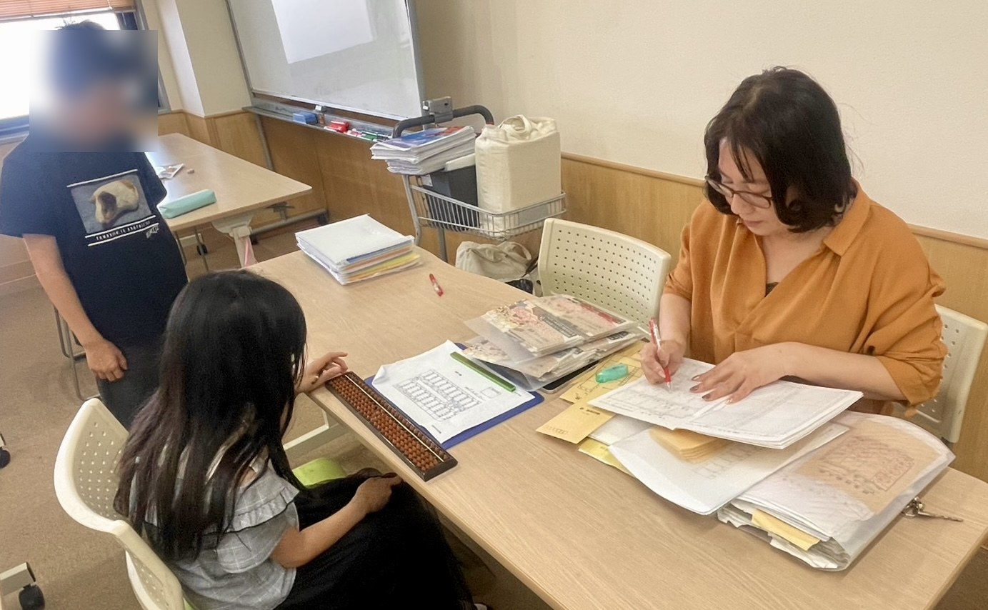 先生がひとりひとり丁寧に指導